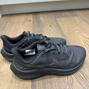 Nike Air Zoom Pegasus